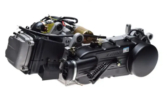 Motor echipat scuter chinezesc 4T 150cc (lungime capac 45.5cm)
