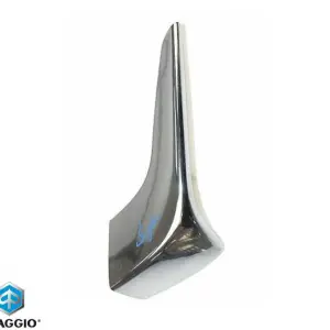 Deflector fata (ornament) cromat stanga original Piaggio Liberty iGet (15-23) 4T 3V AC 50cc - Liberty 125 iGet (15-23) 4T 3V 125-150cc