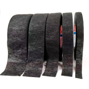 Bandă adezivă pe bază de material 15 m - 32 mm