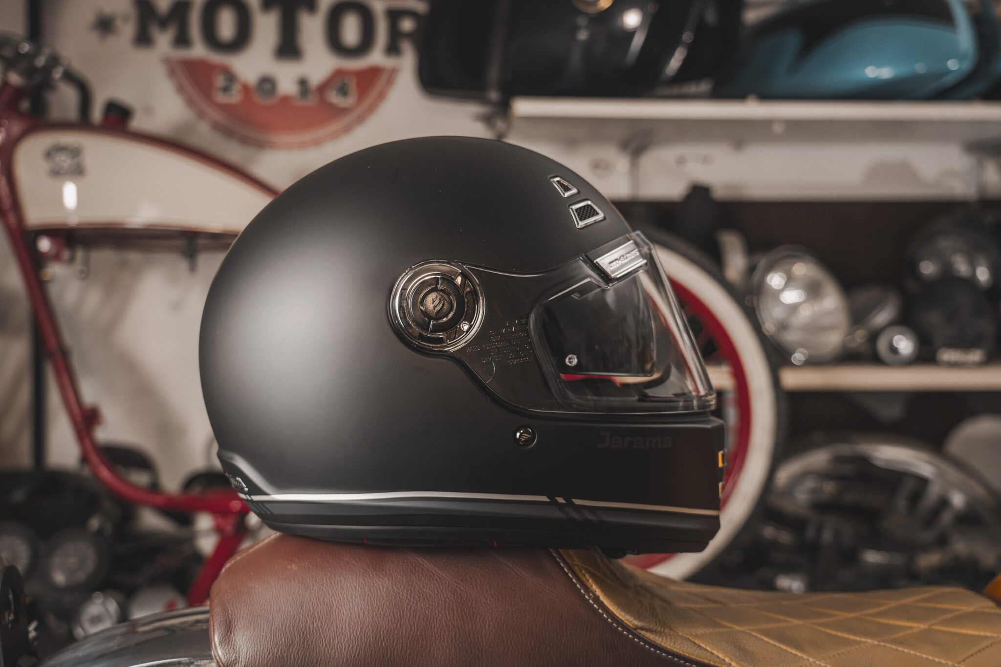 Casca integrala MT Jarama SV B2 negru mat - model Retro - Cafe Racer (ochelari soare integrati) - tip viziera: MT-V-32 - Negru mat, XXL (63/64cm)