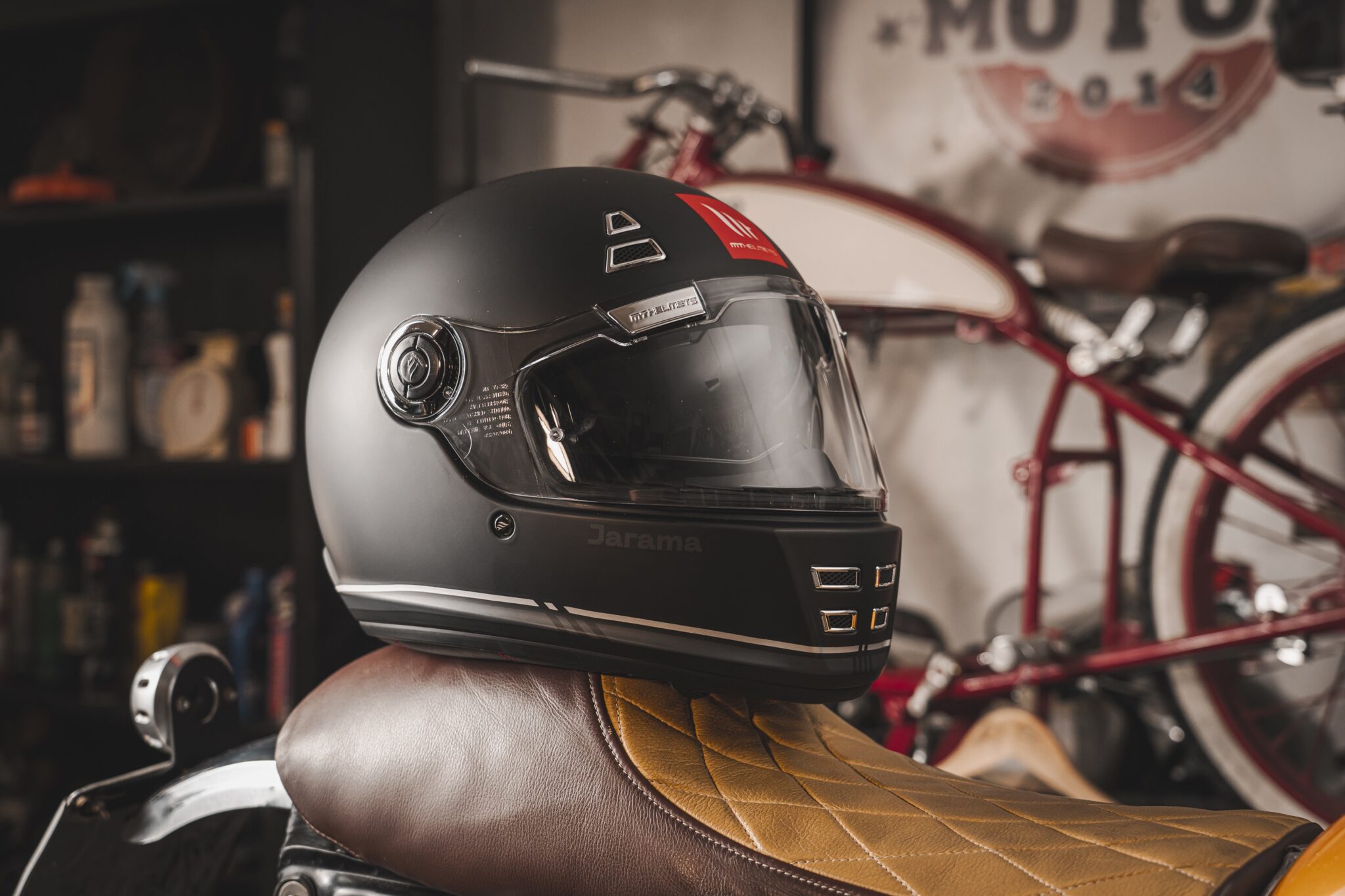 Casca integrala MT Jarama SV B2 negru mat - model Retro - Cafe Racer (ochelari soare integrati) - tip viziera: MT-V-32 - Negru mat, XXL (63/64cm)