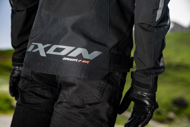 Geaca (jacheta) motociclete barbati Racing/Roadster Ixon vara model Striker 2 AIR WP MS culoare: negru/alb, L