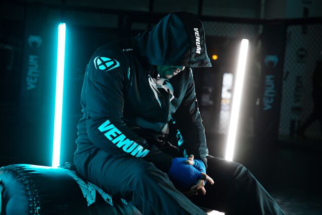 Geaca (hanorac tip hoodie) motociclete barbati Urban Ixon vara model Venum Touch-R MS culoare: negru/alb, XS