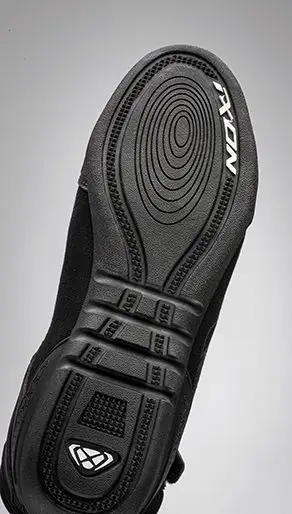 Ghete moto Roadster barbati all season Ixon model Ranker MS culoare: negru/alb 43