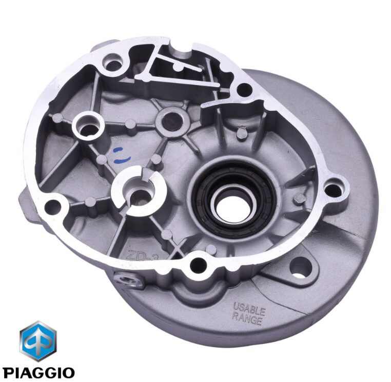 Capac grup spate (carter) original Aprilia Scarabeo (motorizare Piaggio) - Piaggio Fly - Liberty - Vespa Primavera - Sprint 50cc